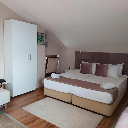 Family Saint Nikola And Free Parking Nessebar