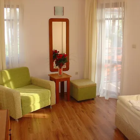 Family Saint Nikola And Free Parking Nessebar