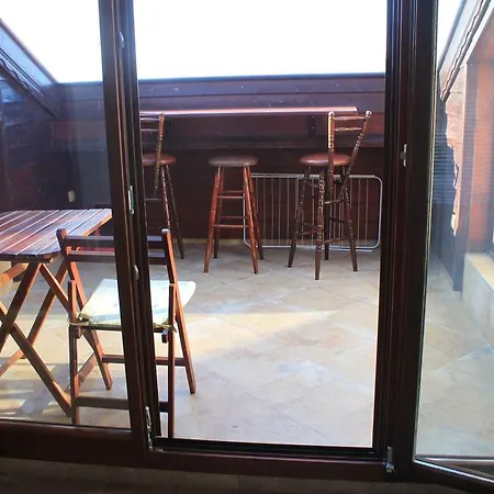 Family Saint Nikola And Free Parking