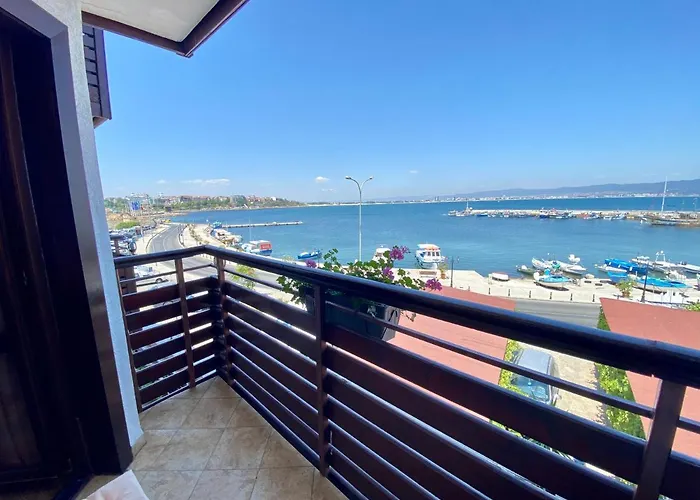 فندق Family Saint Nikola