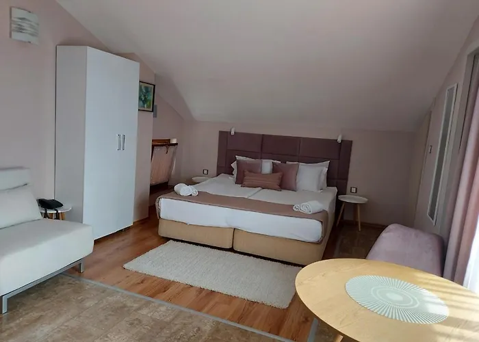 Hotel Family Saint Nikola Nessebar