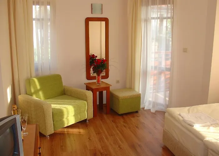 Family Saint Nikola Nessebar