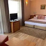 Family Saint Nikola 3* نيسيبار