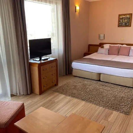 Family Saint Nikola And Free Parking 3* Nesebăr