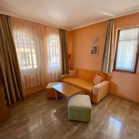 Hotel Family Saint Nikola And Free Parking