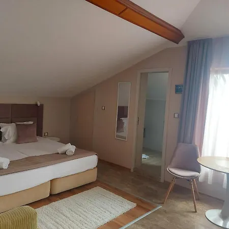 Family Saint Nikola Hotell Nesebar