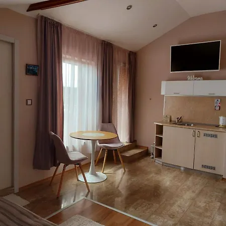 فندق Family Saint Nikola 3*
