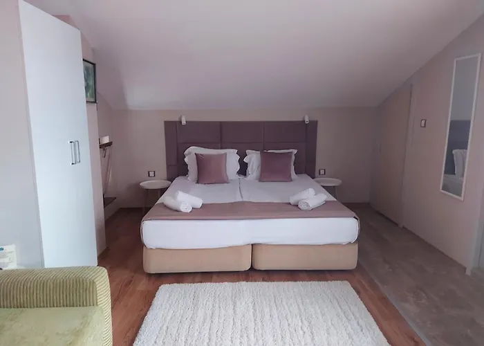 Family Saint Nikola Nessebar