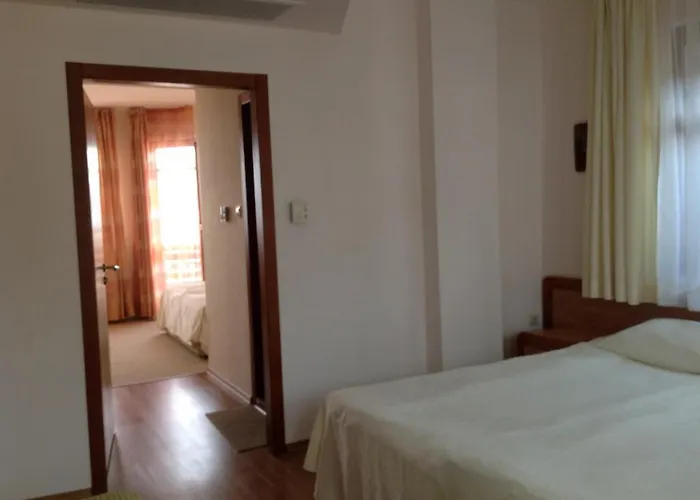 Hotel Family Saint Nikola Nessebar